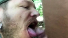 Dicker Kerl wird geblasen