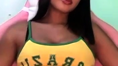 Hot amateur webcam teen masturbates for their fans