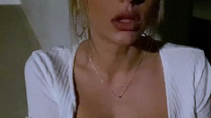 Amateur Webcam Babes Going Solo