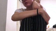Amateur Foot Fetish Girlfriend Sucks and gives a Footjob