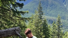 Amateur girls Maria does blowjob outdoors