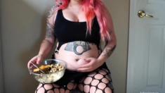 DaneJones HD Natural big boob girl masturbates